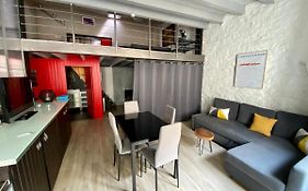 La Maison d'Alix, à l'intérieur de la Cité médiévale!